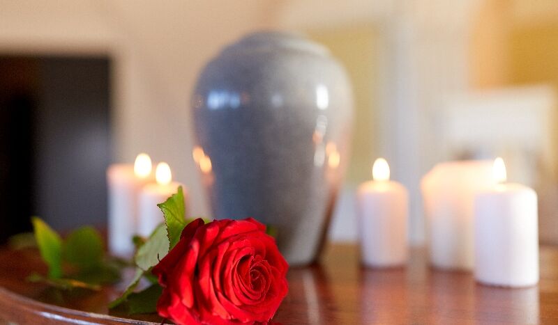 Titelbild - Bestattungswesen