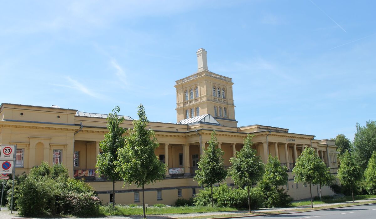 Titelbild - Badbetrieb